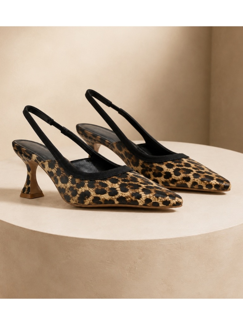 Smash Shoes Women's Marie Pointy Toe Slingback Dress Pumps - Leopard